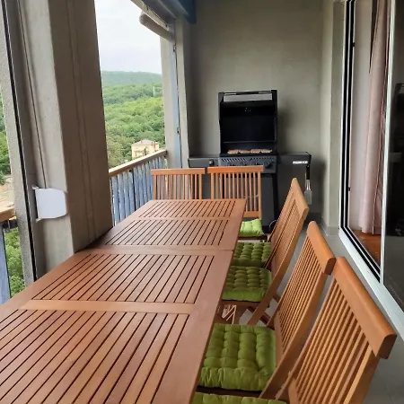 Borna Apartment