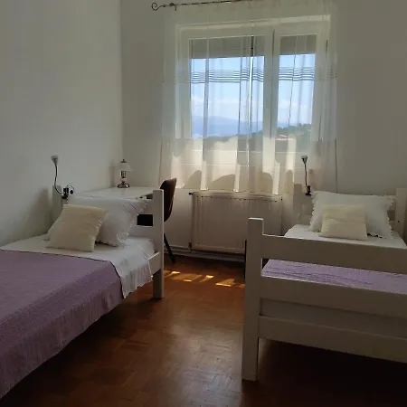 Borna Vrbnik (Primorje-Gorski Kotar)