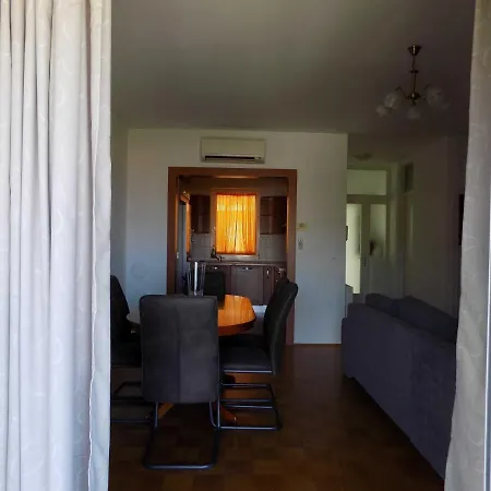 Borna Apartman