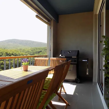 Borna Apartman