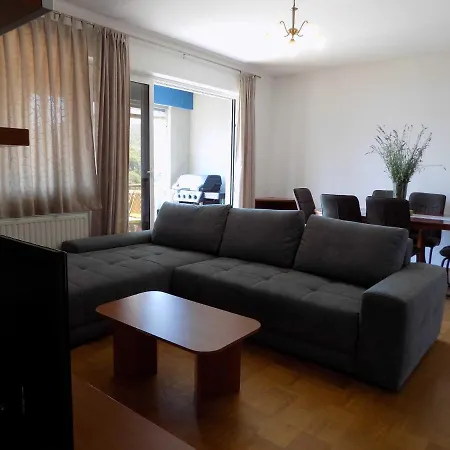 Apartman Borna *